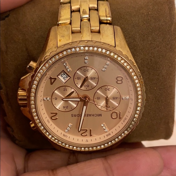 Watch - Picture 3 of 3